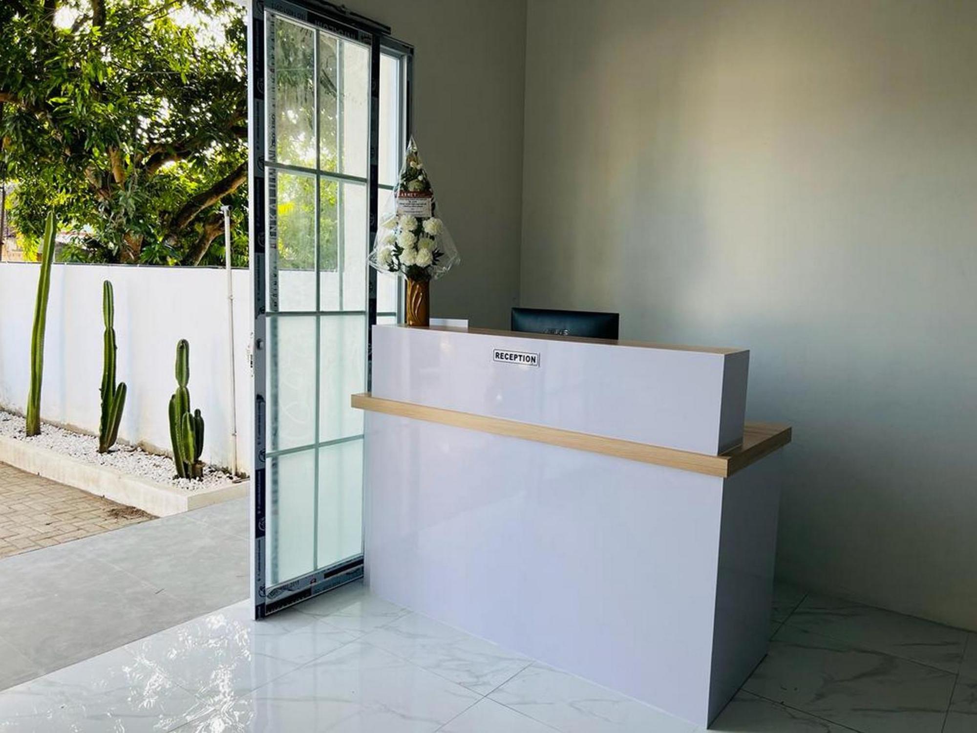 Urbanview Hotel Nimara Ngawi By Reddoorz Eksteriør bilde