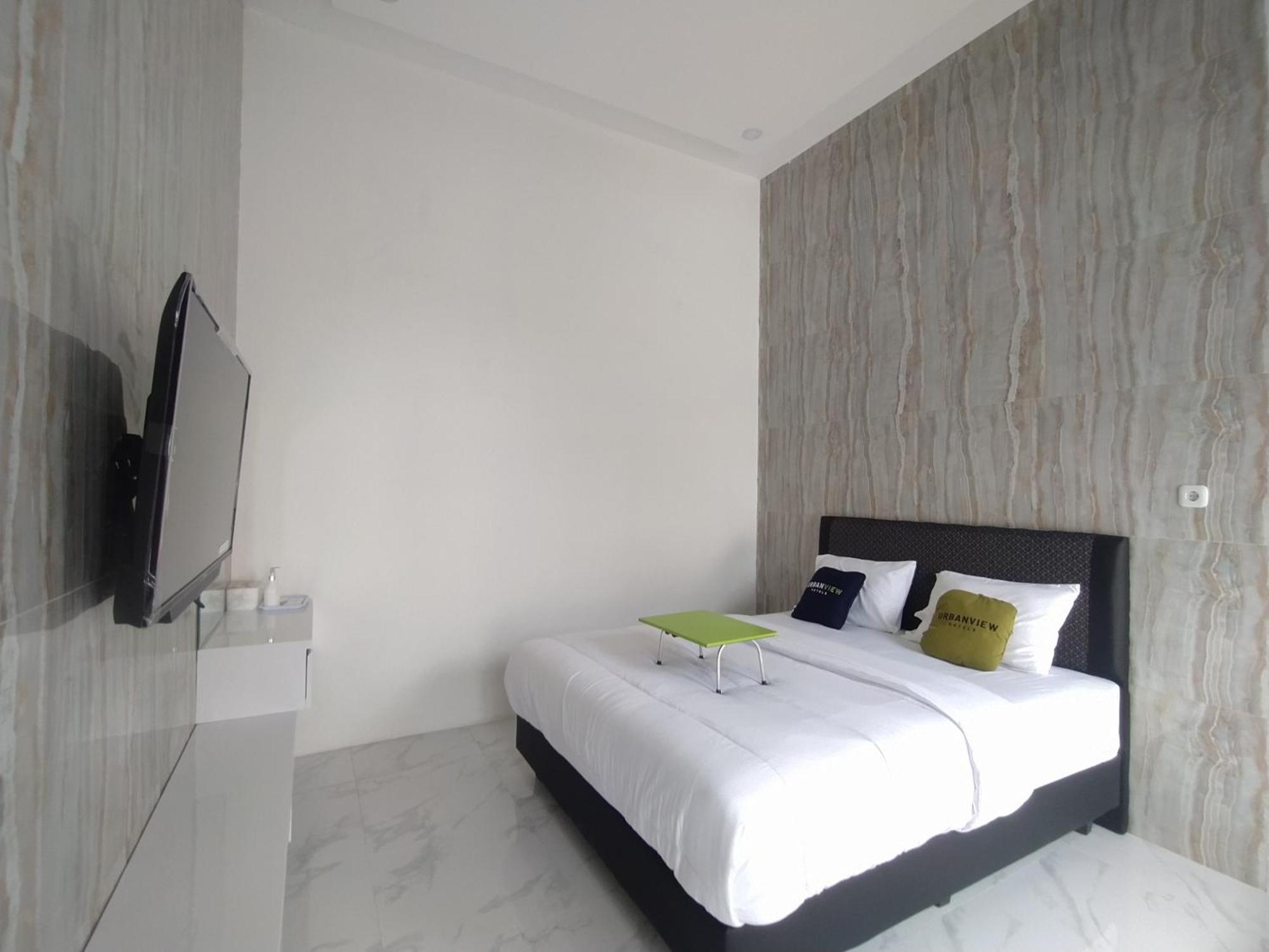 Urbanview Hotel Nimara Ngawi By Reddoorz Eksteriør bilde